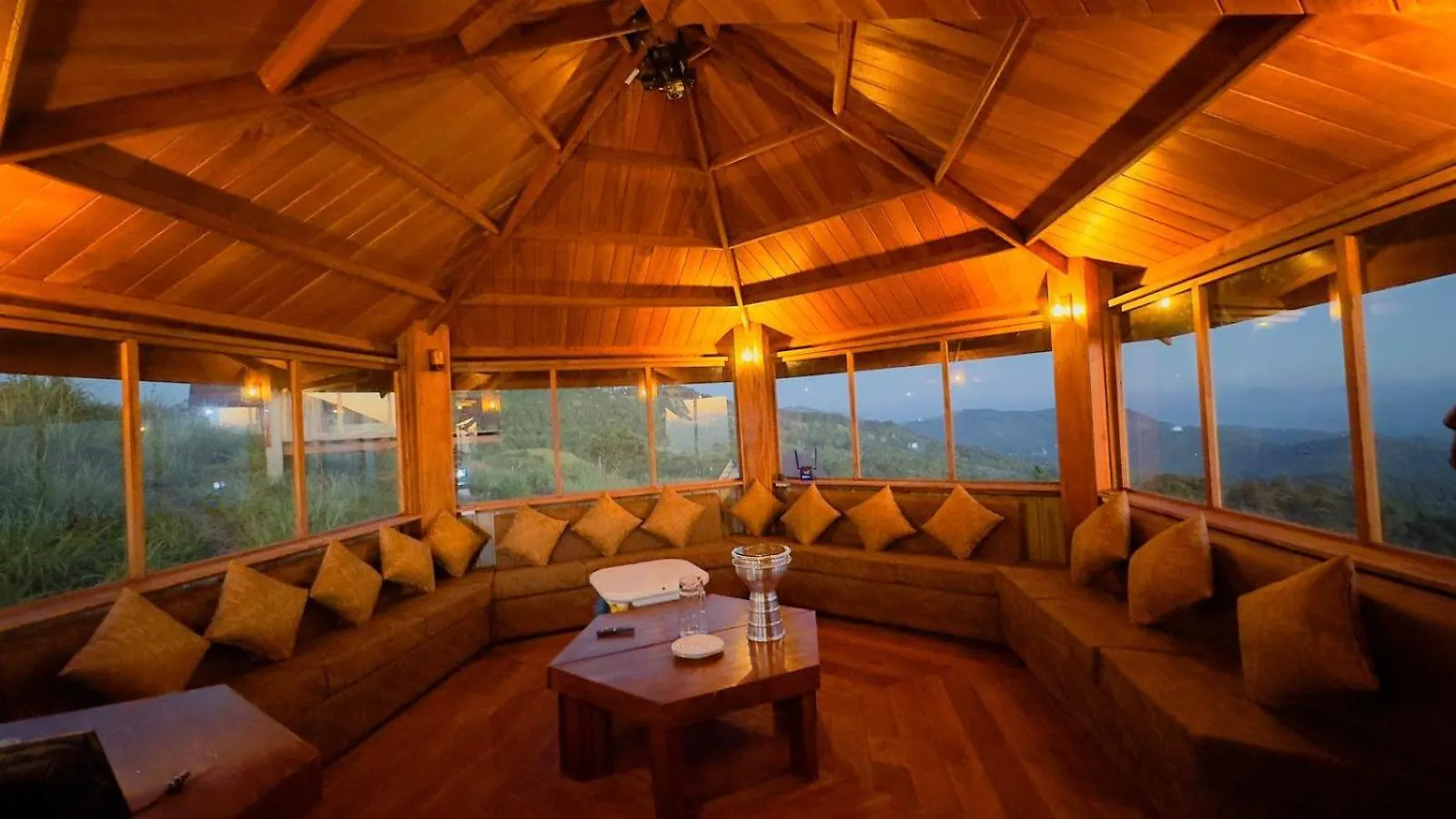 The Misty Cabins - Bellwood Kandy Hotel